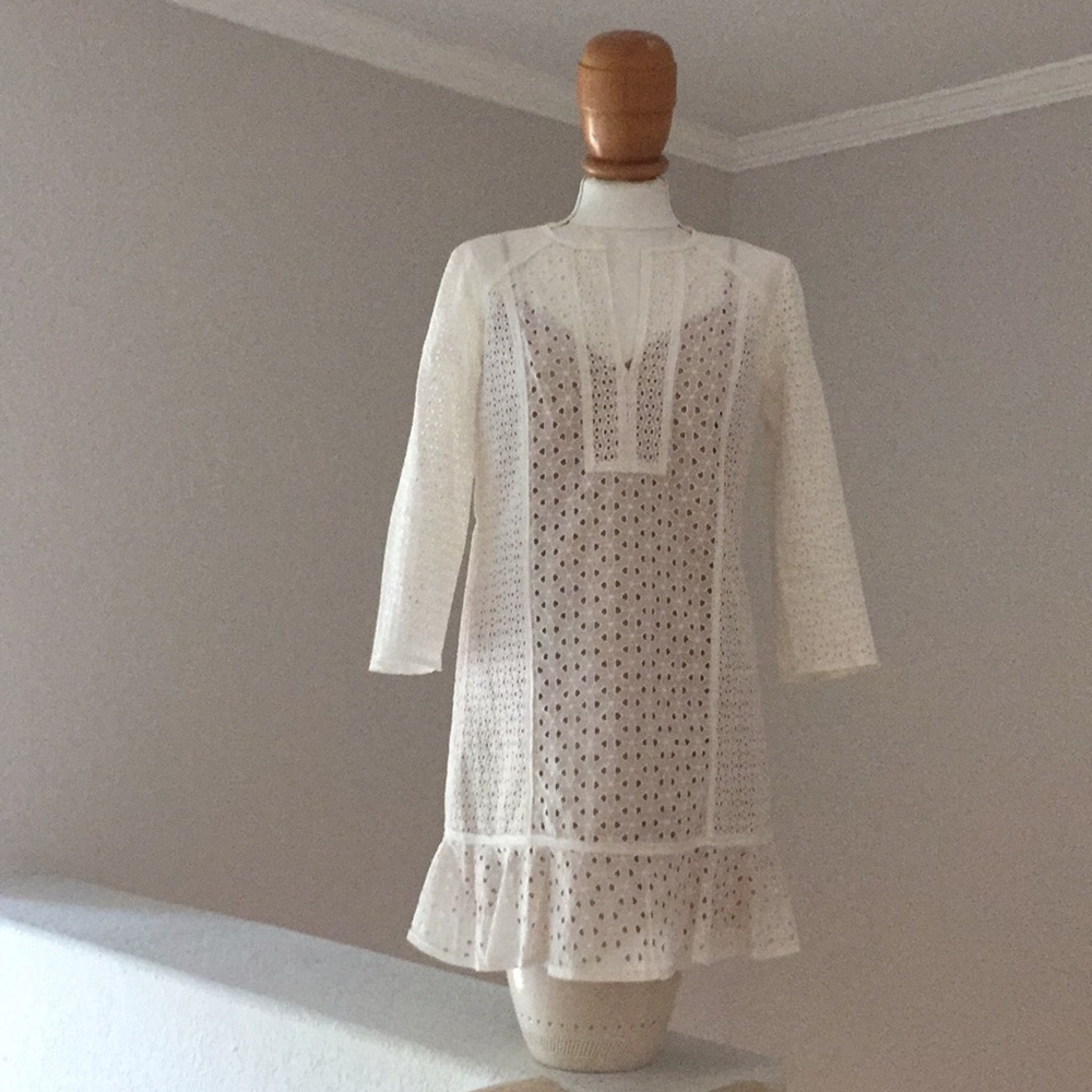 Off white BCBG DRESS